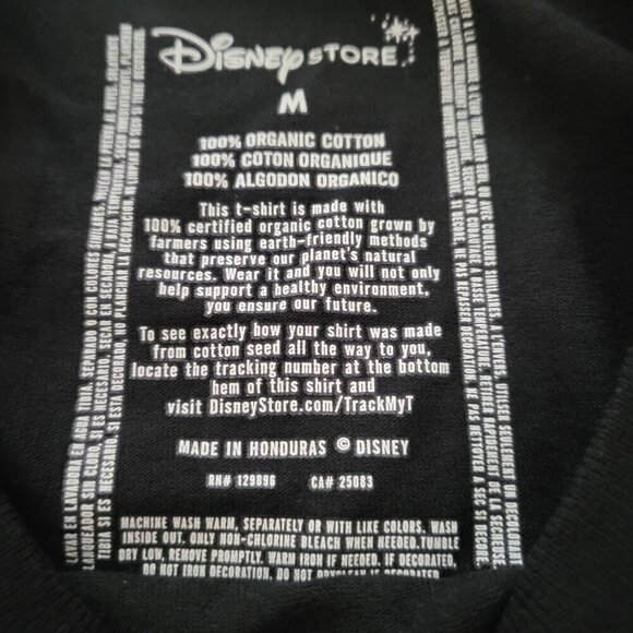 PHINEAS & FERB tee Perry the Platypus Disney Store SZ M cartoon Secret Agent P - Picture 5 of 10